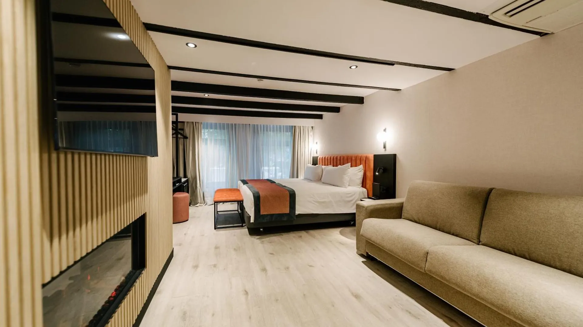 Catalonia Vondel Amsterdam Hotel